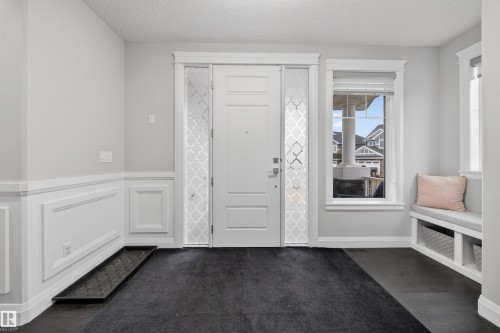 9037 24 Avenue, Edmonton, AB - Indoor Photo Showing Other Room