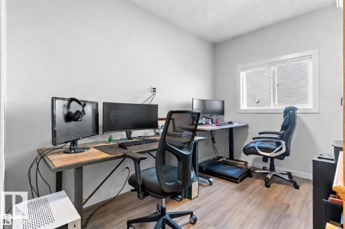 15 Gambel Loop, Spruce Grove, AB - Indoor Photo Showing Office