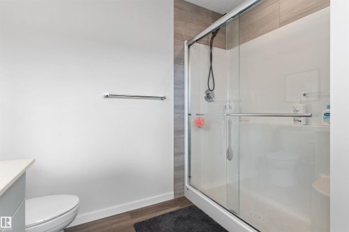 15 Gambel Loop, Spruce Grove, AB - Indoor Photo Showing Bathroom