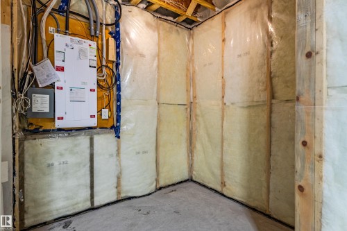 210 Desrochers Boulevard, Edmonton, AB - Indoor Photo Showing Basement