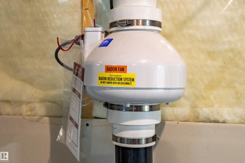 210 Desrochers Boulevard, Edmonton, AB - Indoor Photo Showing Basement