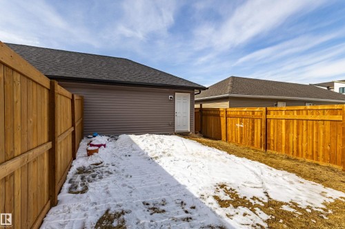 210 Desrochers Boulevard, Edmonton, AB - Outdoor With Exterior
