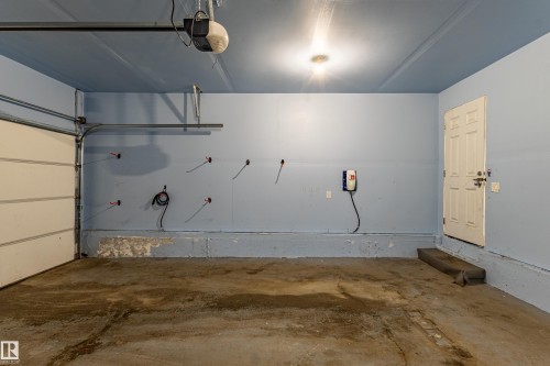 210 Desrochers Boulevard, Edmonton, AB - Indoor Photo Showing Garage