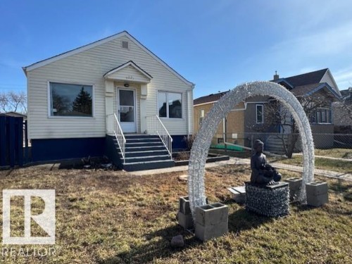 9221 110 Avenue, Edmonton, AB - Outdoor