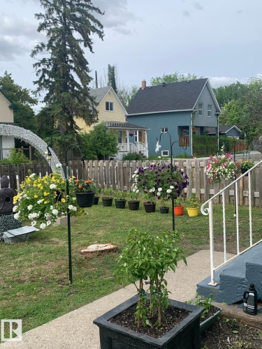 9221 110 Avenue, Edmonton, AB 