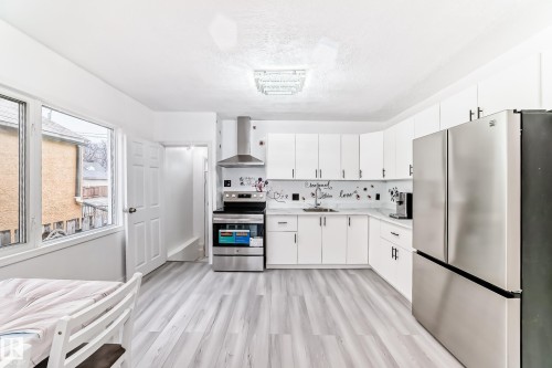 9221 110 Avenue, Edmonton, AB - Indoor Photo Showing Kitchen