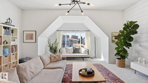 11816 13 Avenue, Edmonton, AB - Indoor