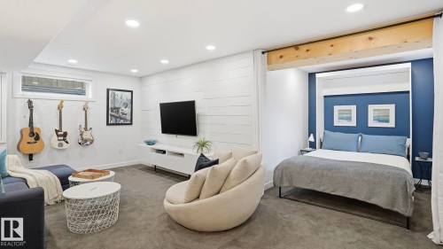 11816 13 Avenue, Edmonton, AB - Indoor Photo Showing Bedroom