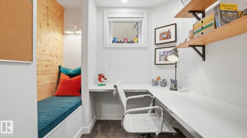 11816 13 Avenue, Edmonton, AB - Indoor