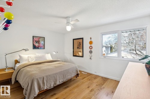 15608 75 Avenue, Edmonton, AB - Indoor Photo Showing Bedroom