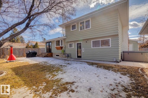 15608 75 Avenue, Edmonton, AB - Outdoor