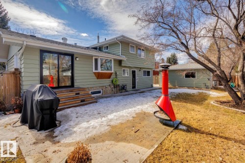 15608 75 Avenue, Edmonton, AB - Outdoor