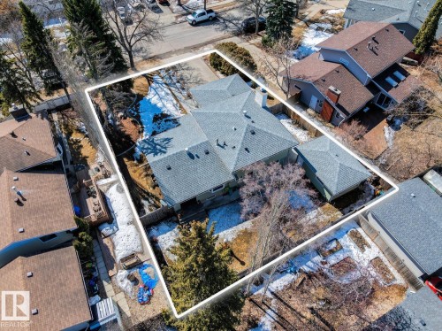 15608 75 Avenue, Edmonton, AB - Outdoor