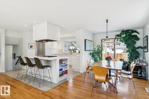 15608 75 Avenue, Edmonton, AB - Indoor Photo Showing Other Room