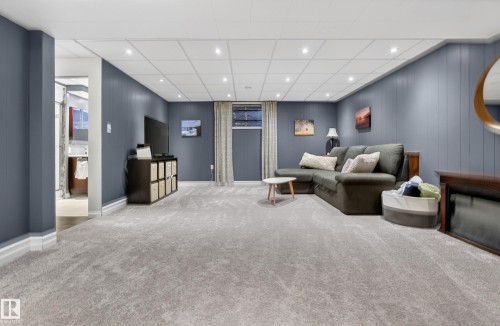 10328 76 Street, Edmonton, AB - Indoor