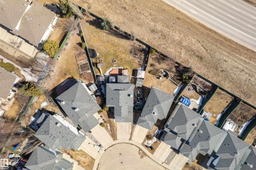 The property is situated within a cul-de-sac - 442 Hunters Green, Edmonton, AB - 
