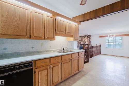 9536 151 Avenue, Edmonton, AB - Indoor Photo Showing Kitchen With Double Sink