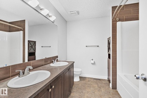 88 14208 36 Street, Edmonton, AB - Indoor Photo Showing Bathroom
