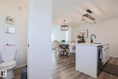 1274 Aster Boulevard, Edmonton, AB - Indoor