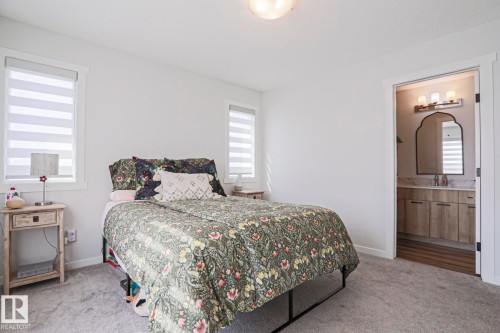 1274 Aster Boulevard, Edmonton, AB - Indoor Photo Showing Bedroom