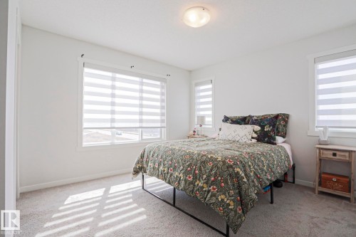 1274 Aster Boulevard, Edmonton, AB - Indoor Photo Showing Bedroom