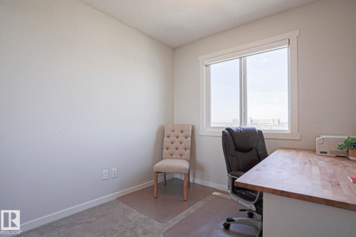 1274 Aster Boulevard, Edmonton, AB - Indoor Photo Showing Office
