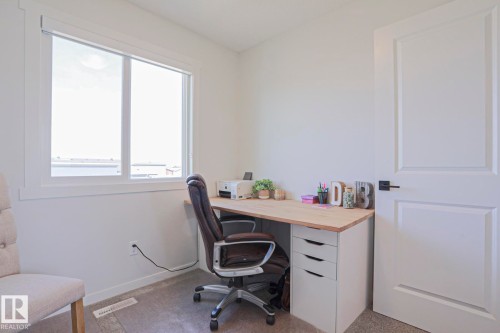 1274 Aster Boulevard, Edmonton, AB - Indoor Photo Showing Office