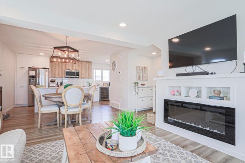 1274 Aster Boulevard, Edmonton, AB - Indoor