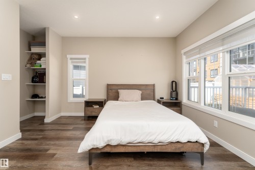 6193 Carr Road, Edmonton, AB - Indoor Photo Showing Bedroom