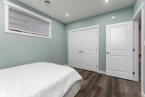 Bedroom 4 - 6193 Carr Road, Edmonton, AB - Indoor Photo Showing Bedroom