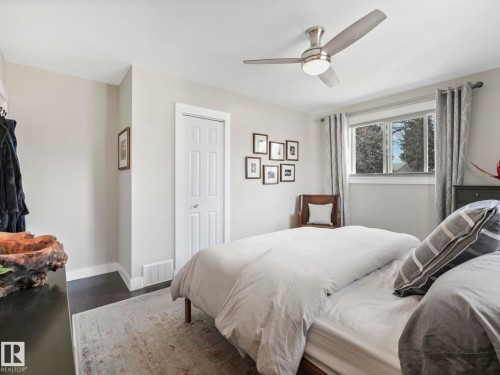 9615 159 Street, Edmonton, AB - Indoor Photo Showing Bedroom
