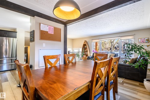 10 Glenhaven Crescent, St. Albert, AB - Indoor Photo Showing Dining Room