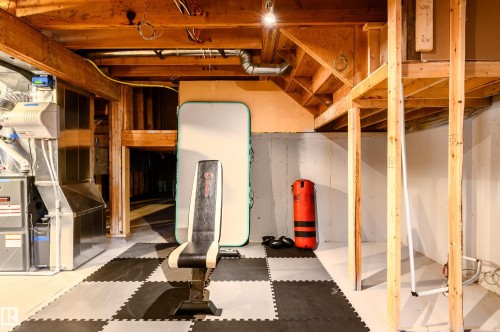 10 Glenhaven Crescent, St. Albert, AB - Indoor Photo Showing Basement