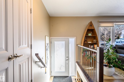 10 Glenhaven Crescent, St. Albert, AB - Indoor Photo Showing Other Room