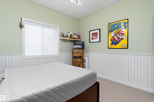 134 Fraser Way, Edmonton, AB - Indoor Photo Showing Bedroom