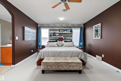 134 Fraser Way, Edmonton, AB - Indoor Photo Showing Bedroom