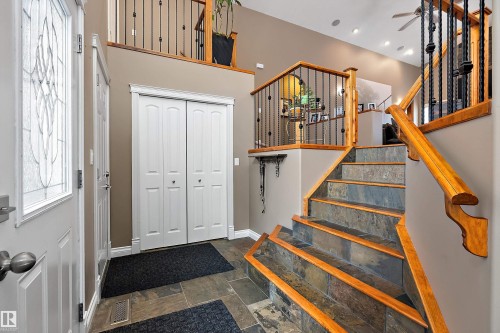 134 Fraser Way, Edmonton, AB - Indoor Photo Showing Other Room