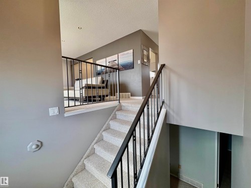 11424 164 Avenue, Edmonton, AB - Indoor Photo Showing Other Room