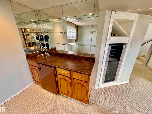 11424 164 Avenue, Edmonton, AB - Indoor