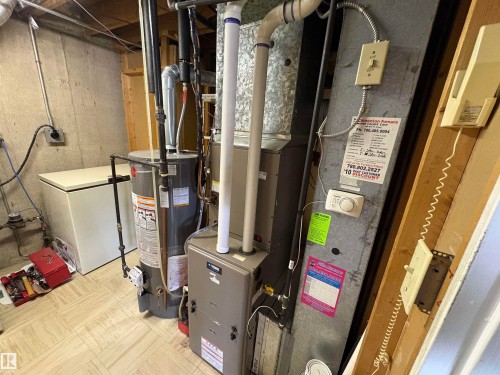 11424 164 Avenue, Edmonton, AB - Indoor Photo Showing Basement