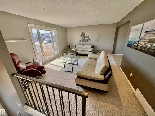 11424 164 Avenue, Edmonton, AB - Indoor