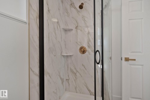 26 Alcott Crescent, St. Albert, AB - Indoor Photo Showing Bathroom