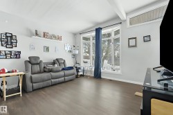 9043 52 Street Edmonton, AB T6B 1G1