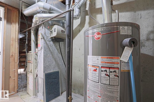 32 Habitat Crescent, Edmonton, AB 