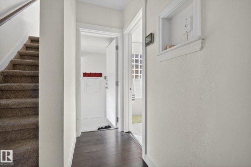10915 67 Avenue, Edmonton, AB - Indoor Photo Showing Other Room