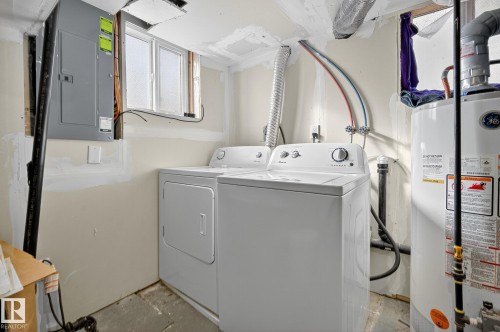 10915 67 Avenue, Edmonton, AB - Indoor Photo Showing Laundry Room