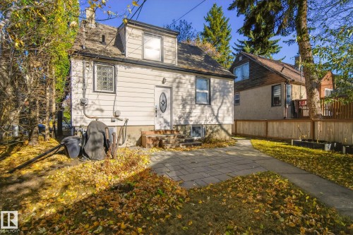 10915 67 Avenue, Edmonton, AB - Outdoor