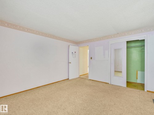 5004 49 Avenue, Lamont, AB - Indoor Photo Showing Other Room