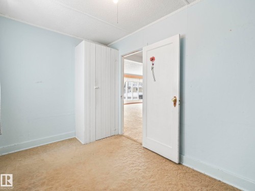 5004 49 Avenue, Lamont, AB - Indoor Photo Showing Other Room