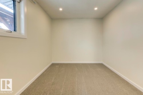 31 Greer Crescent, St. Albert, AB - Indoor Photo Showing Other Room